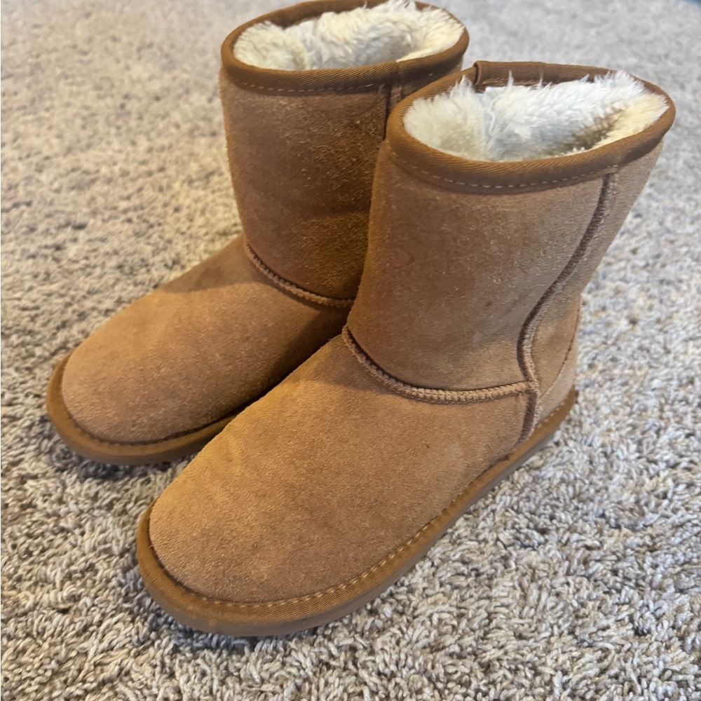 Cozy Tan Kids Boots